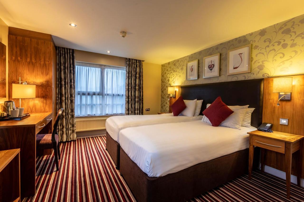 Gloucester Robinswood Hotel, BW Signature Collection Exterior foto